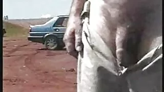 Дівчина лиже ноги і сайти з порно трахкає.