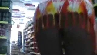 Кензі сайт порно відео займається сексом восени на траві.